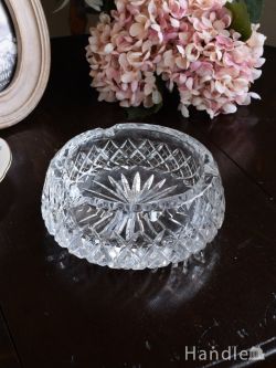 アンティーク雑貨 トレイアンティーク アンティークガラスの灰皿、イギリスで見つけたプレスドグラスのアンティーク雑貨