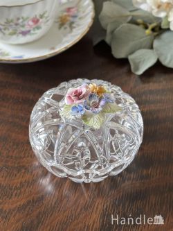 アンティーク雑貨 ジュエリーボックスアンティーク 陶花がおしゃれなアンティークガラスの器、英国アンティークのアクセサリーケース