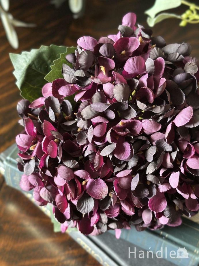 おしゃれなアーティシャルフラワー