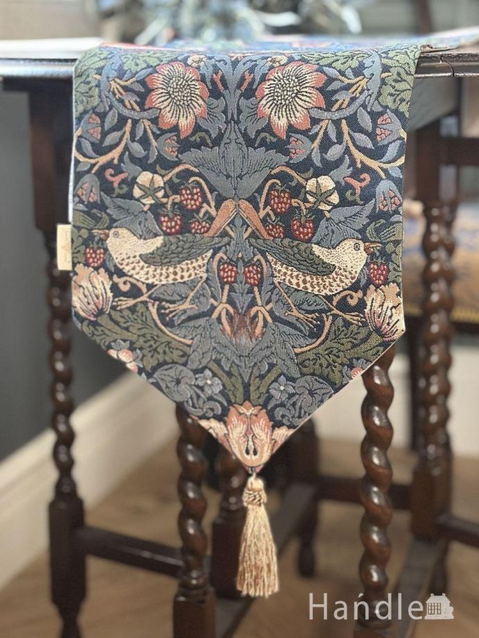 おしゃれなテーブルランナー