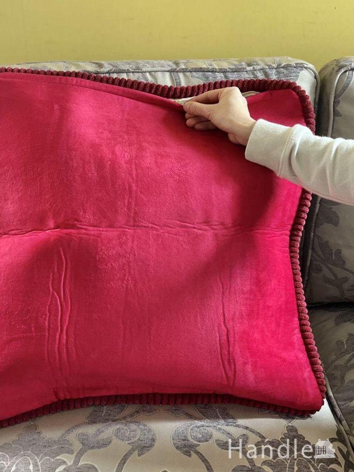 座布団カバーの取り外し