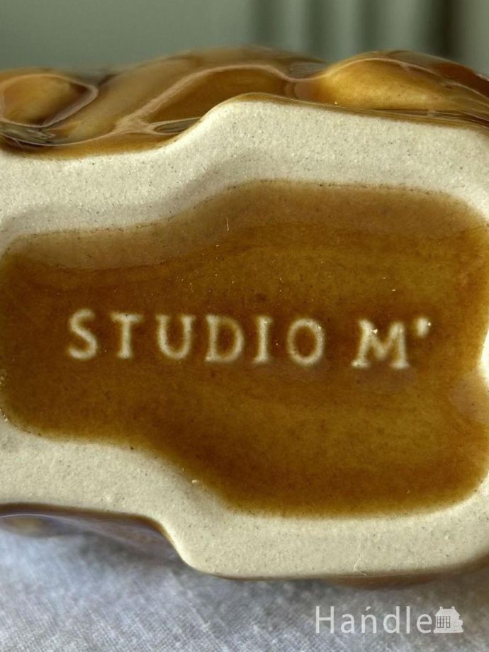 ミルクジャグのバックスタンプ