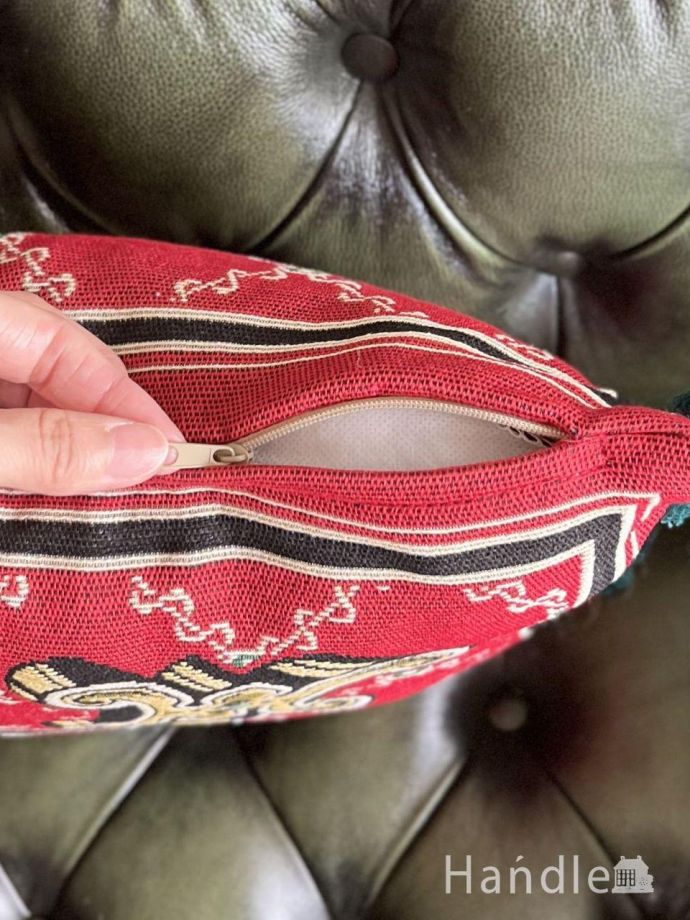 カバーとクッションのセットです