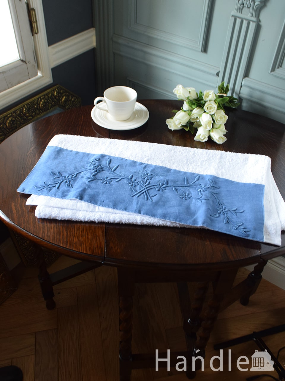 フランスから届いたおしゃれなスモールバスタオル、コントワール・ド・ファミーユのタオル(EMELINE STEEL BLUE 50✕100) (cf-1349)