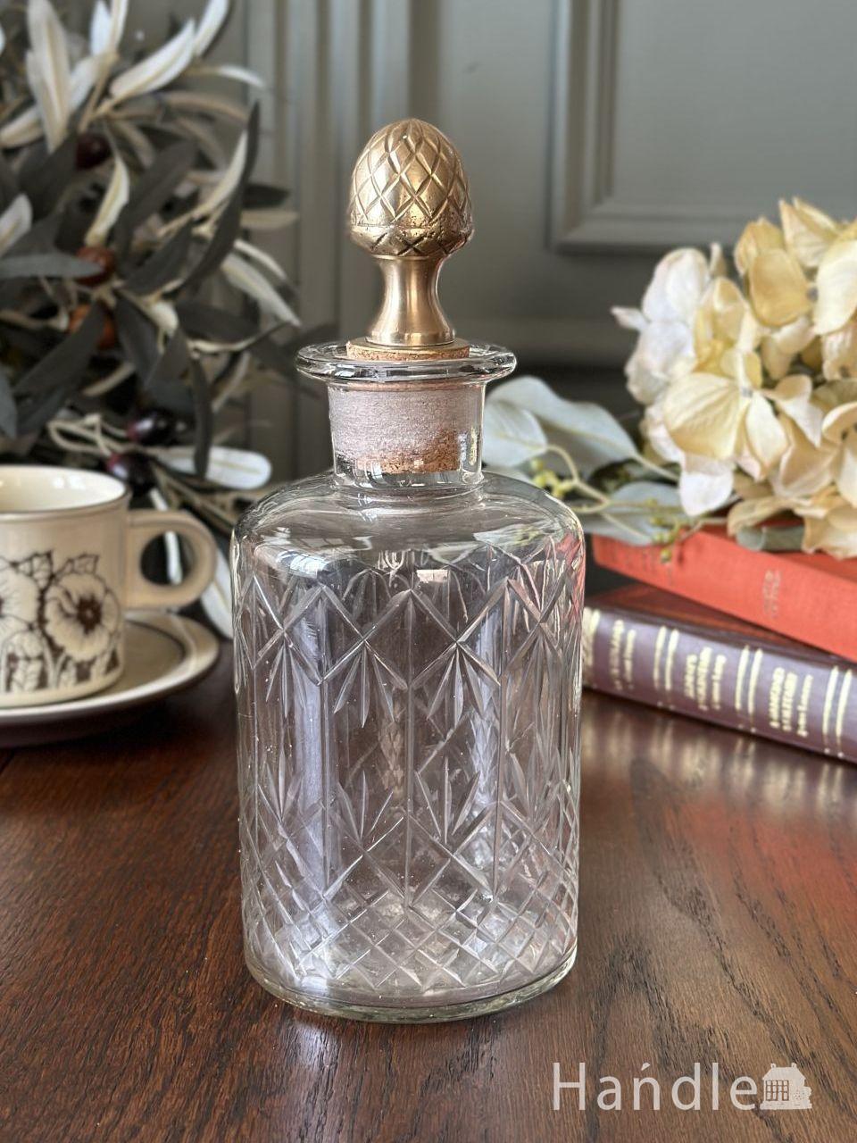 アンティーク風のおしゃれなガラス雑貨・ガラスボトル(アーティチョークキャップ) (n21-068)