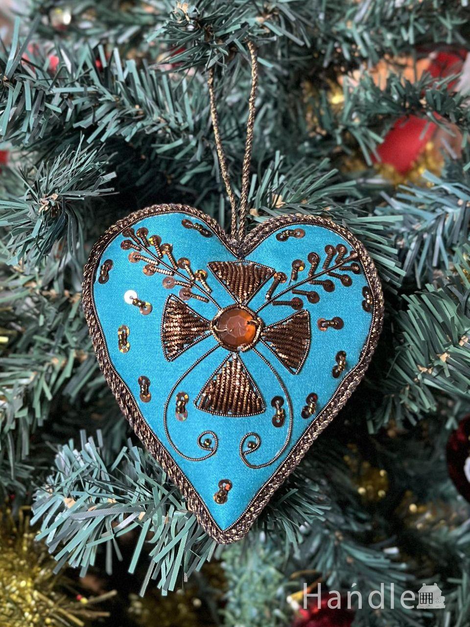 クリスマスツリーを華やかに彩ってくれる、ターコイズブルー色のハート形のオーナメント (cm-354)